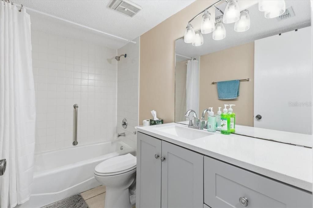 For Rent: $1,500 (2 beds, 2 baths, 1056 Square Feet)