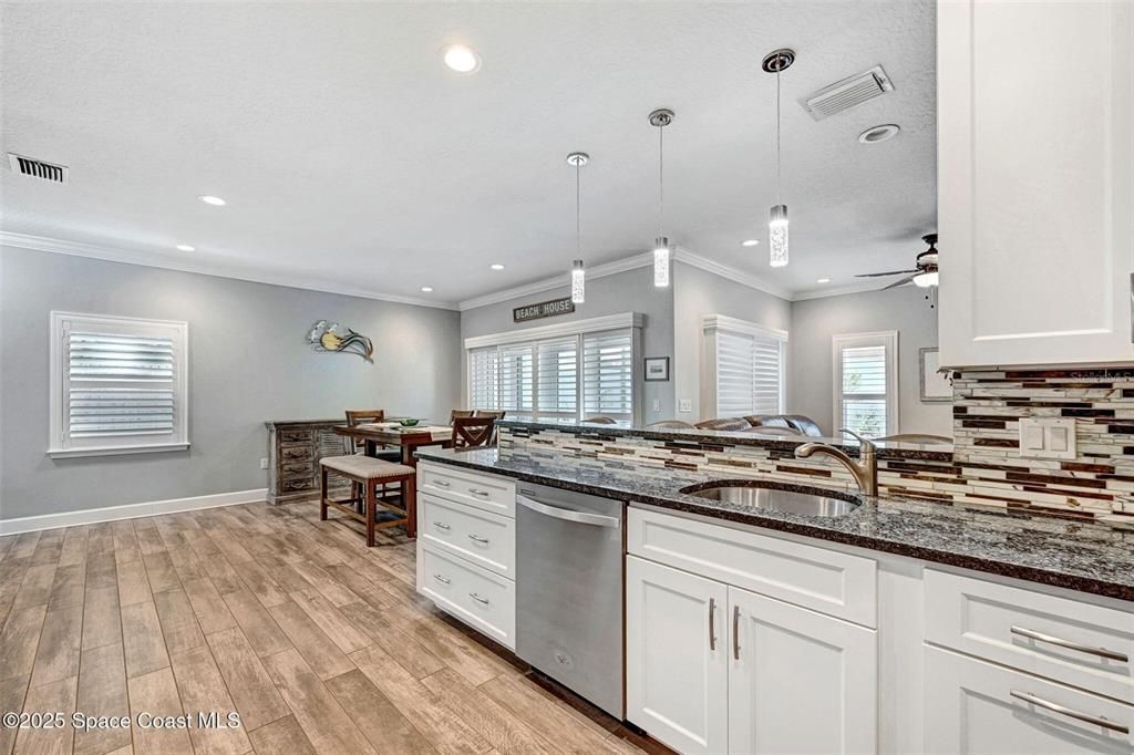 待售: $499,000 (3 贝兹, 2 浴室, 1835 平方英尺)