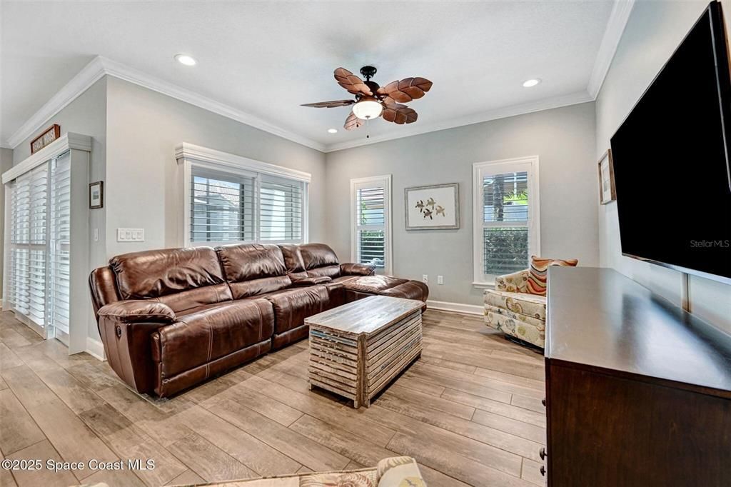 待售: $499,000 (3 贝兹, 2 浴室, 1835 平方英尺)