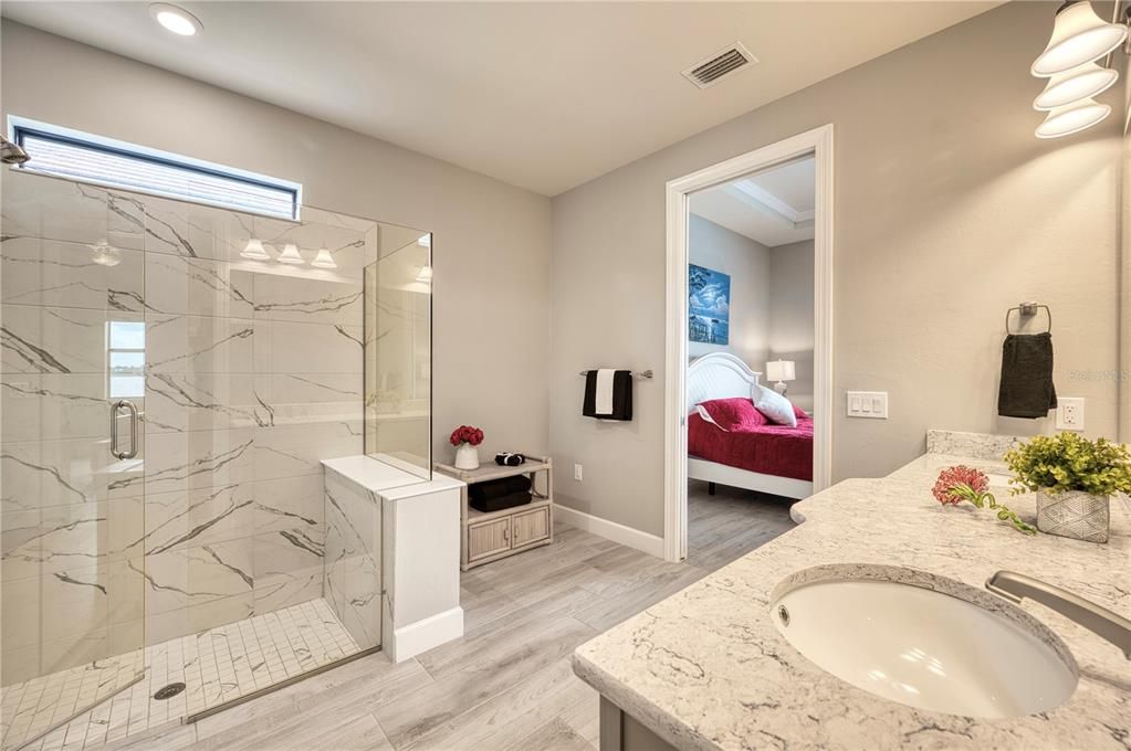 Под контрактом: $1,295,000 (3 спален, 3 ванн, 2492 Квадратных фут)