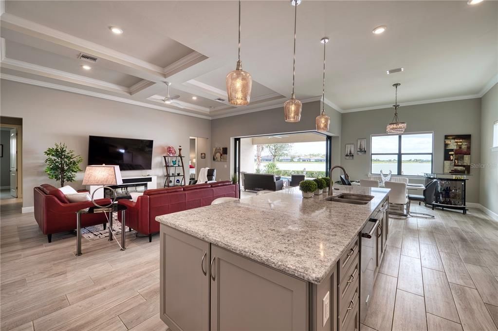 Под контрактом: $1,295,000 (3 спален, 3 ванн, 2492 Квадратных фут)