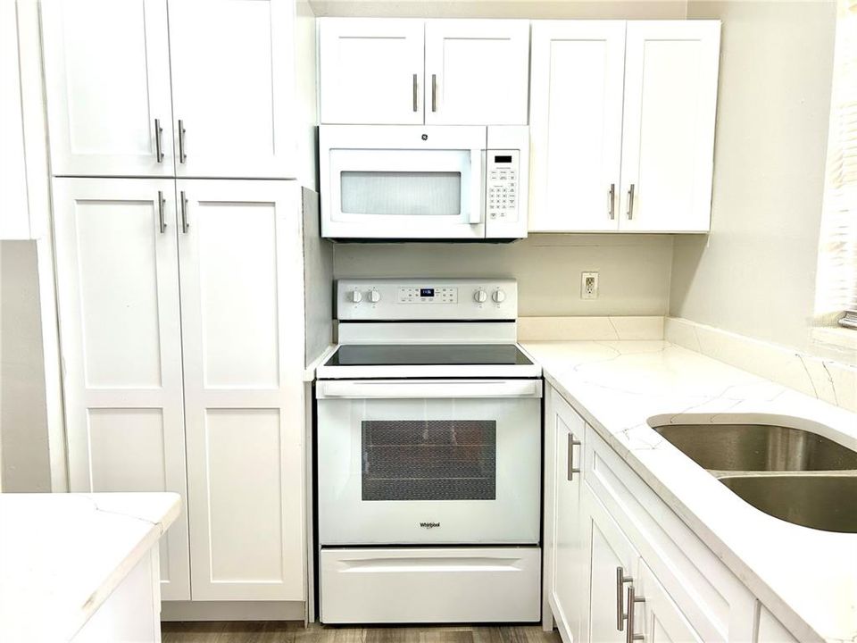 For Rent: $1,950 (4 beds, 1 baths, 1450 Square Feet)