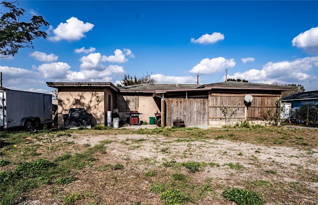 待售: $168,000 (3 贝兹, 1 浴室, 1120 平方英尺)