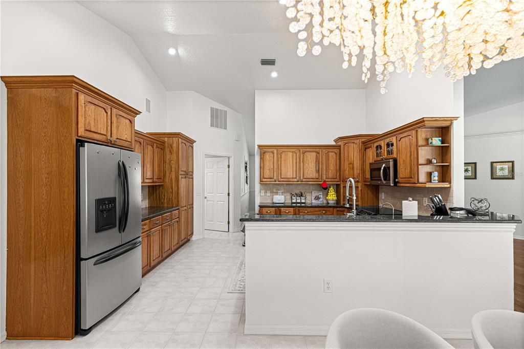 For Rent: $10,000 (3 beds, 2 baths, 2374 Square Feet)