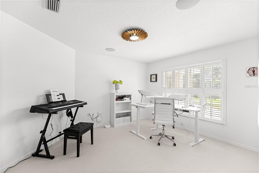 For Rent: $10,000 (3 beds, 2 baths, 2374 Square Feet)