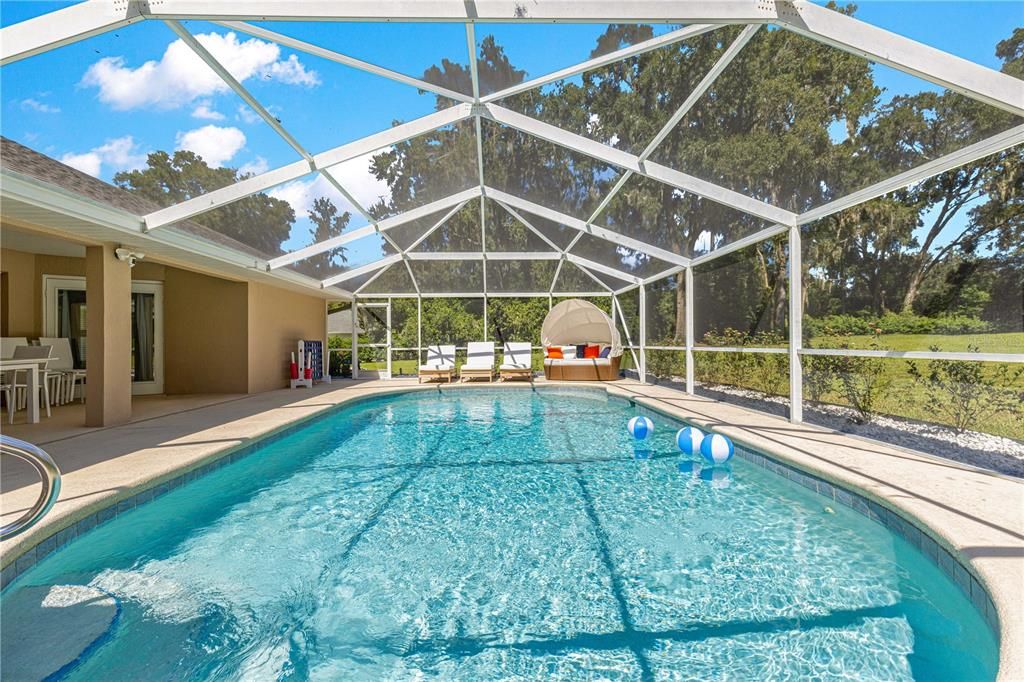 For Rent: $10,000 (3 beds, 2 baths, 2374 Square Feet)