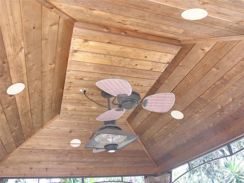 For Sale: $415,000 (5 beds, 3 baths, 2083 Square Feet)