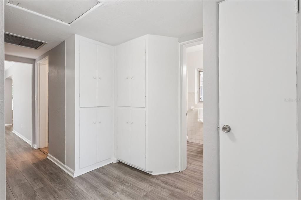 Activo con contrato: $499,900 (3 camas, 2 baños, 1785 Pies cuadrados)