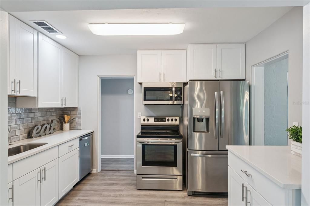 Activo con contrato: $499,900 (3 camas, 2 baños, 1785 Pies cuadrados)