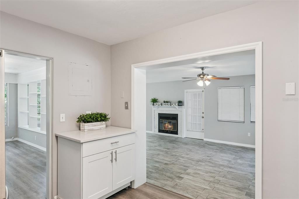 Activo con contrato: $499,900 (3 camas, 2 baños, 1785 Pies cuadrados)