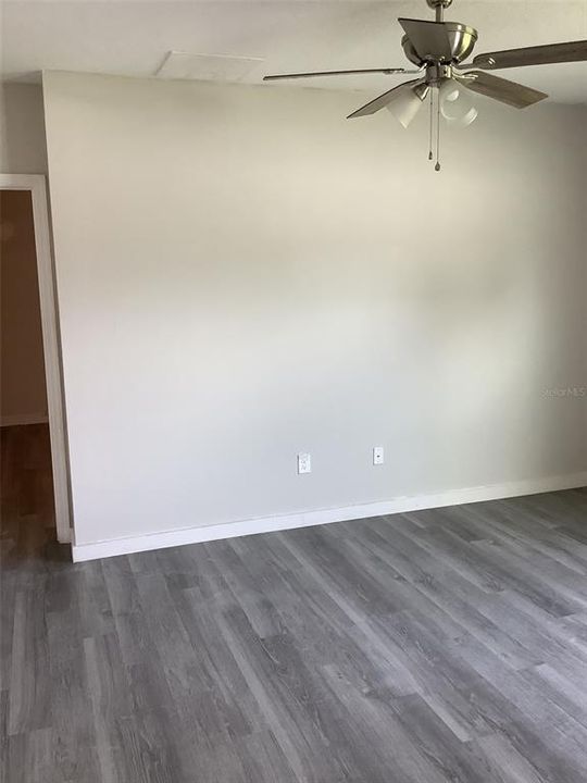 En Venta: $418,000 (5 camas, 3 baños, 2807 Pies cuadrados)