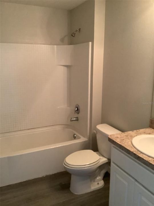 En Venta: $418,000 (5 camas, 3 baños, 2807 Pies cuadrados)