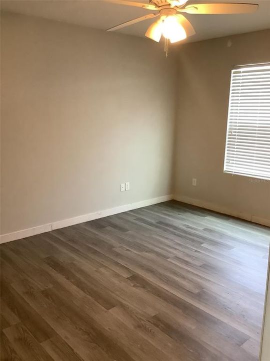 En Venta: $418,000 (5 camas, 3 baños, 2807 Pies cuadrados)