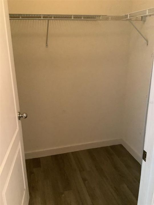 En Venta: $418,000 (5 camas, 3 baños, 2807 Pies cuadrados)