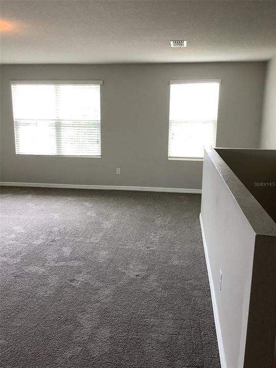 En Venta: $418,000 (5 camas, 3 baños, 2807 Pies cuadrados)