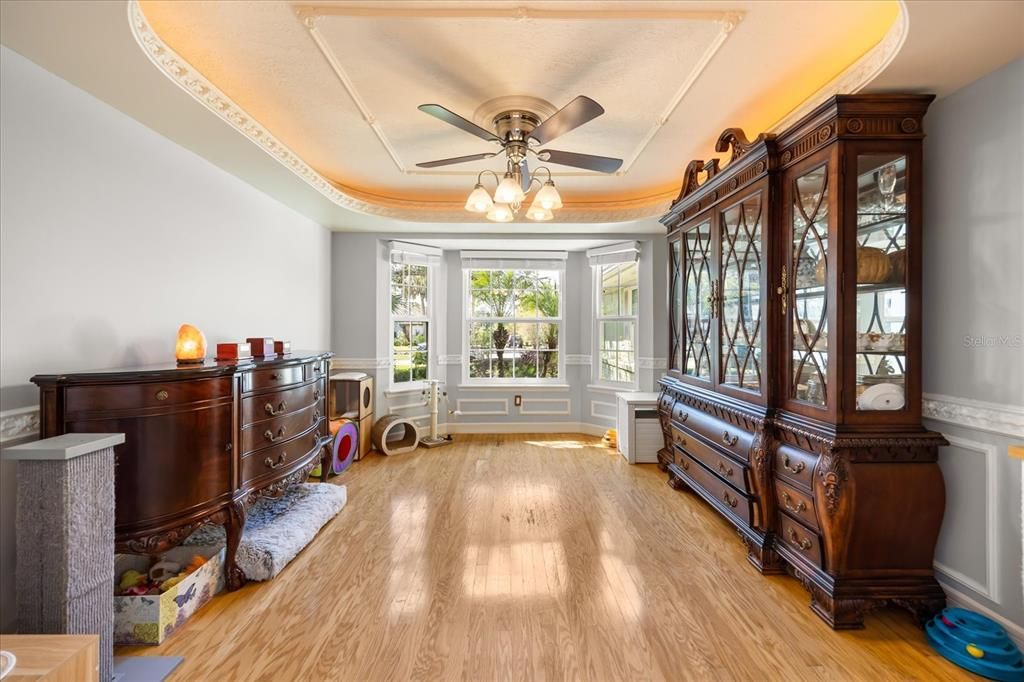 For Sale: $750,000 (4 beds, 3 baths, 3014 Square Feet)