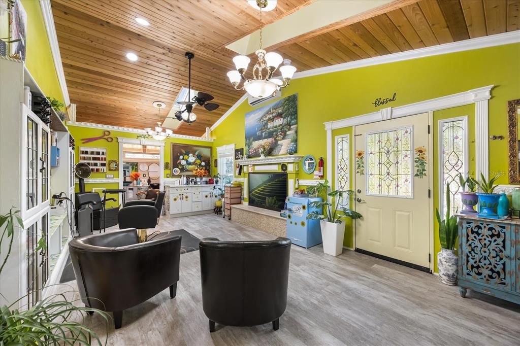 For Sale: $750,000 (4 beds, 3 baths, 3014 Square Feet)