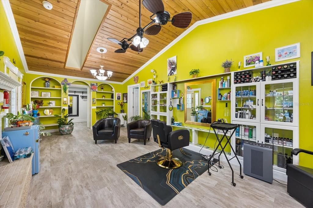 For Sale: $750,000 (4 beds, 3 baths, 3014 Square Feet)