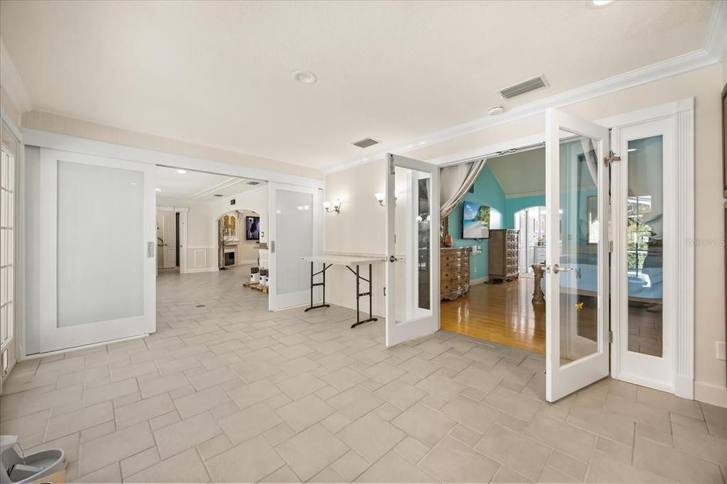 For Sale: $750,000 (4 beds, 3 baths, 3014 Square Feet)