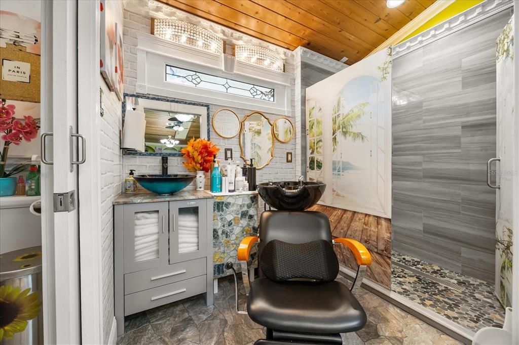 For Sale: $750,000 (4 beds, 3 baths, 3014 Square Feet)