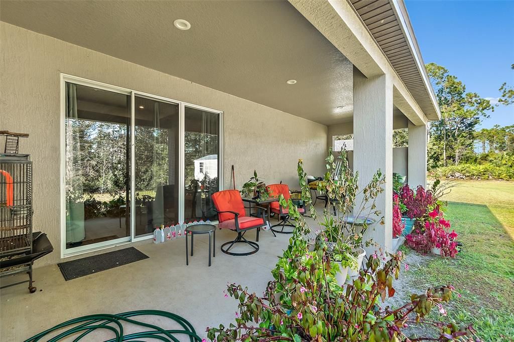 For Sale: $379,000 (4 beds, 2 baths, 2158 Square Feet)