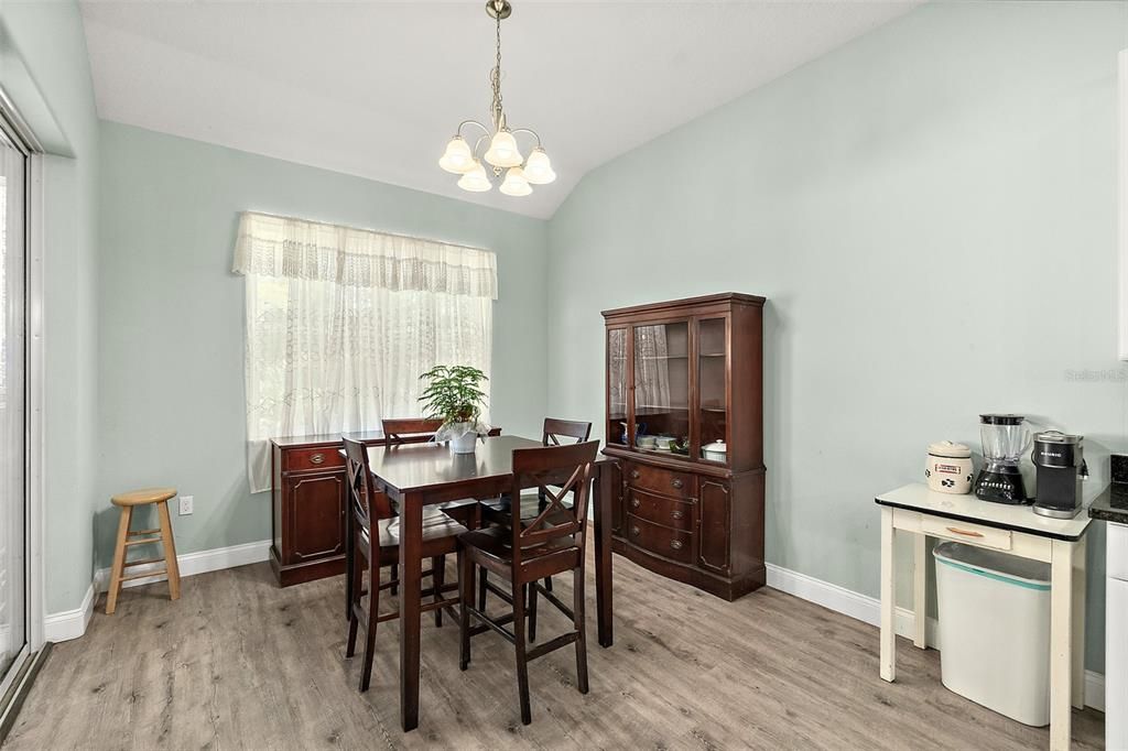 For Sale: $379,000 (4 beds, 2 baths, 2158 Square Feet)