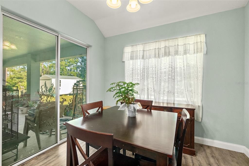 For Sale: $379,000 (4 beds, 2 baths, 2158 Square Feet)