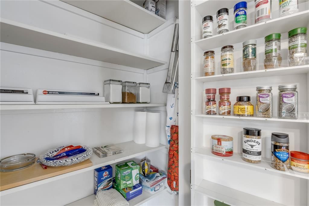 En Venta: $1,100,000 (7 camas, 0 baños, 3801 Pies cuadrados)