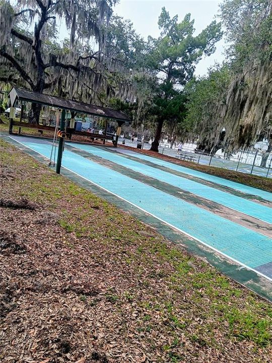 For Sale: $69,800 (1 beds, 1 baths, 425 Square Feet)