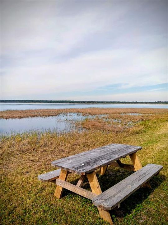 For Sale: $69,800 (1 beds, 1 baths, 425 Square Feet)