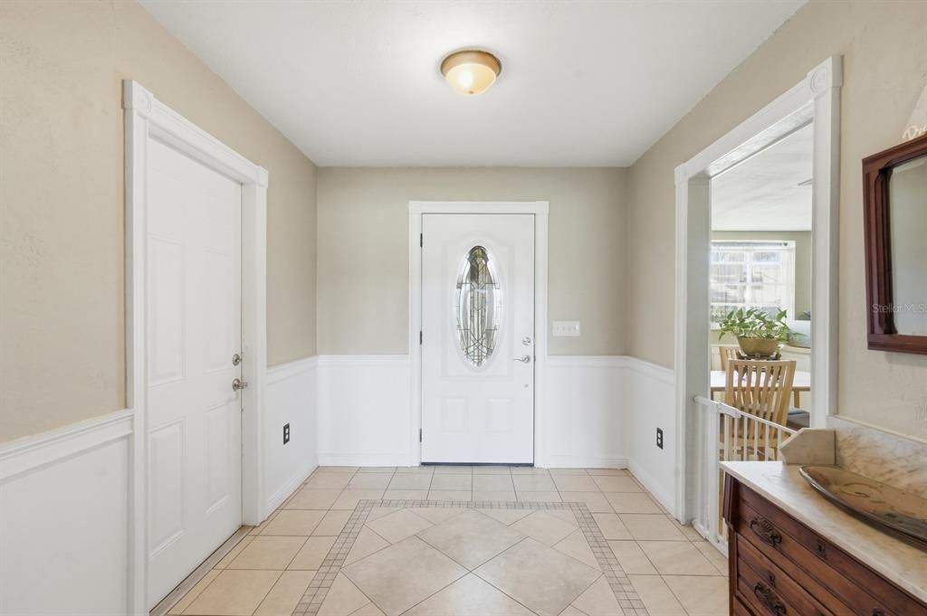 待售: $487,000 (3 贝兹, 2 浴室, 2114 平方英尺)