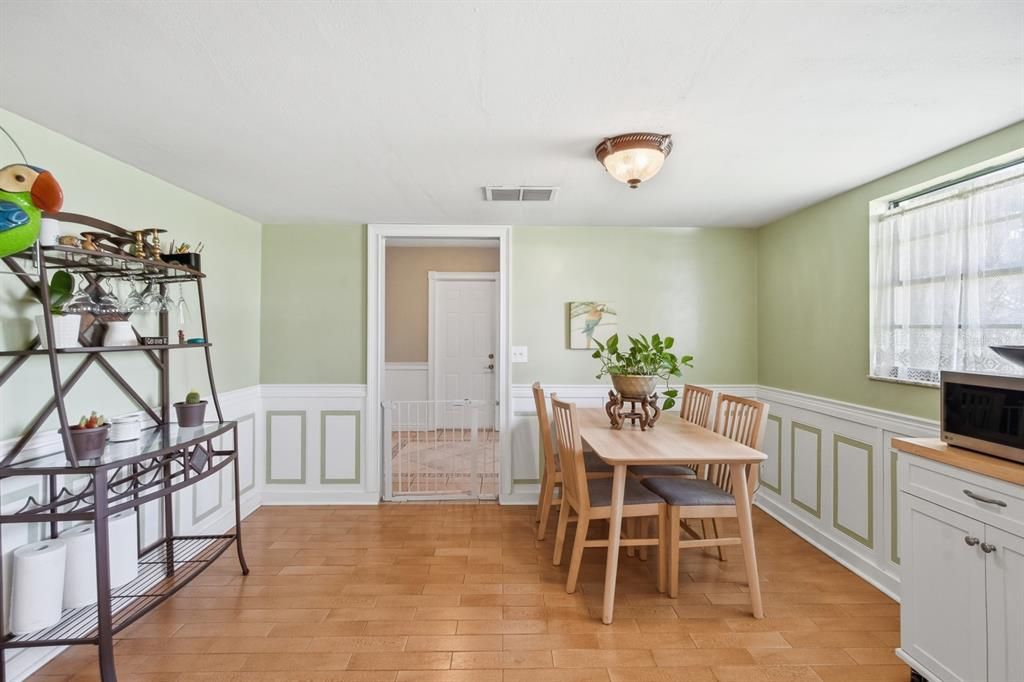 待售: $487,000 (3 贝兹, 2 浴室, 2114 平方英尺)