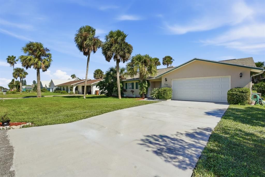 待售: $487,000 (3 贝兹, 2 浴室, 2114 平方英尺)