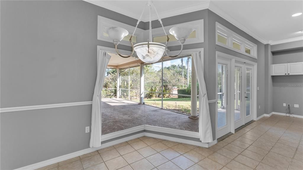 Active With Contract: $575,000 (4 beds, 3 baths, 2664 Square Feet)