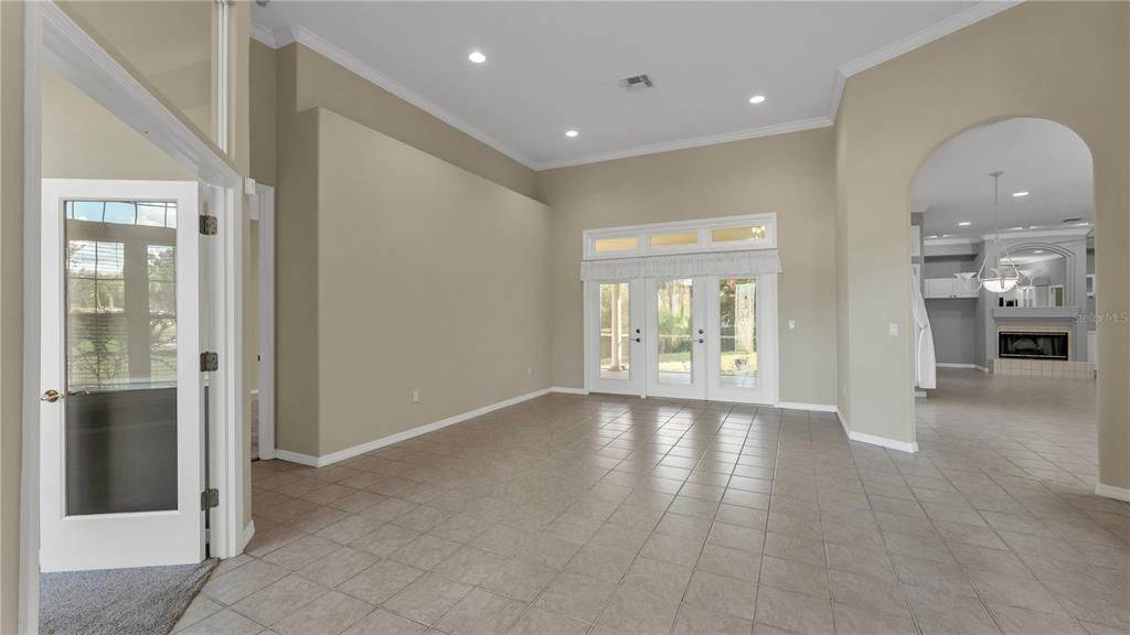 Active With Contract: $575,000 (4 beds, 3 baths, 2664 Square Feet)