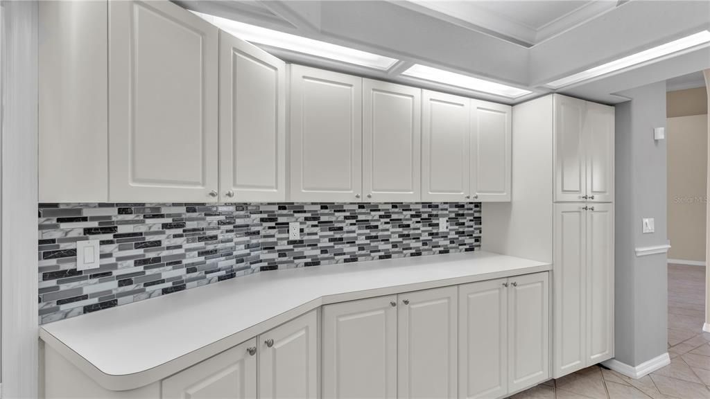 Active With Contract: $575,000 (4 beds, 3 baths, 2664 Square Feet)