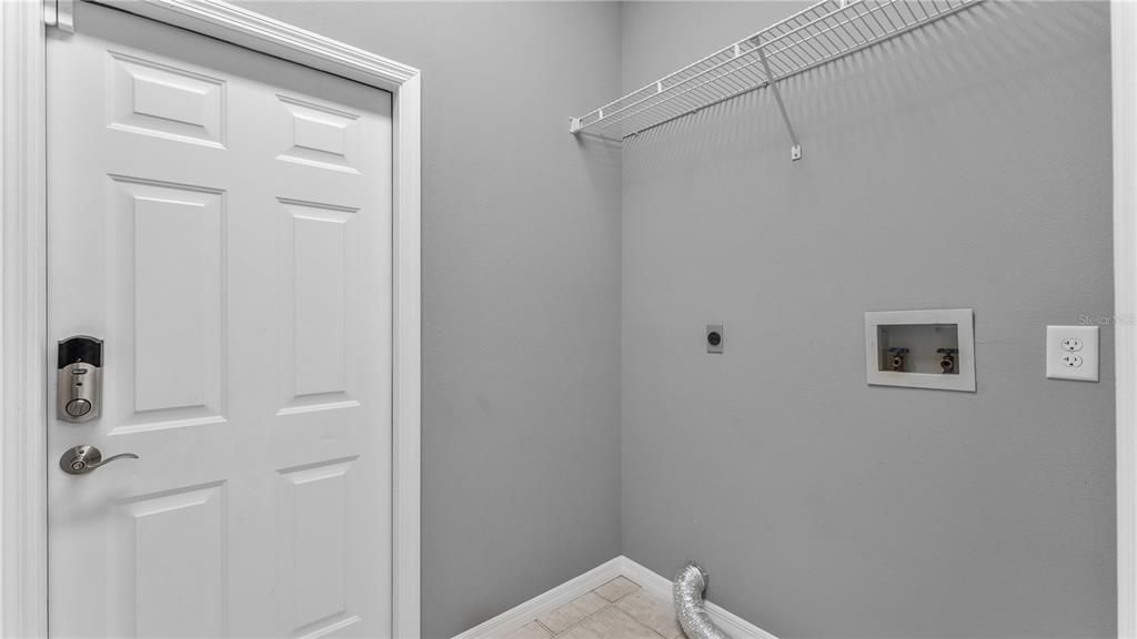 Active With Contract: $575,000 (4 beds, 3 baths, 2664 Square Feet)