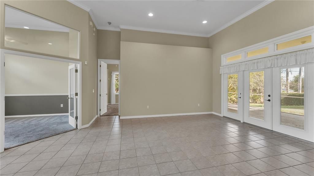 Active With Contract: $575,000 (4 beds, 3 baths, 2664 Square Feet)