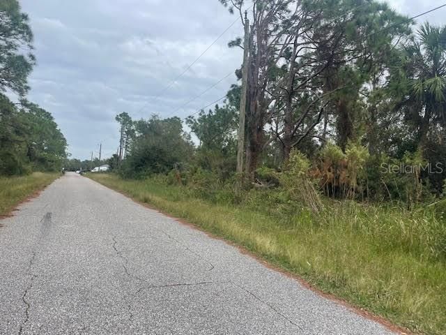 待售: $26,900 (0.23 acres)