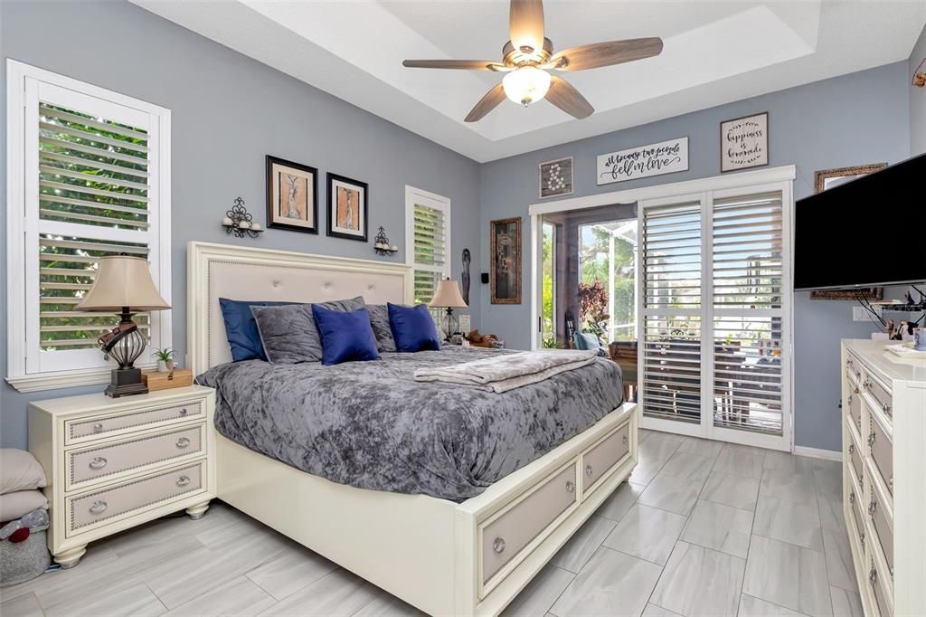 En Venta: $515,000 (5 camas, 3 baños, 2530 Pies cuadrados)