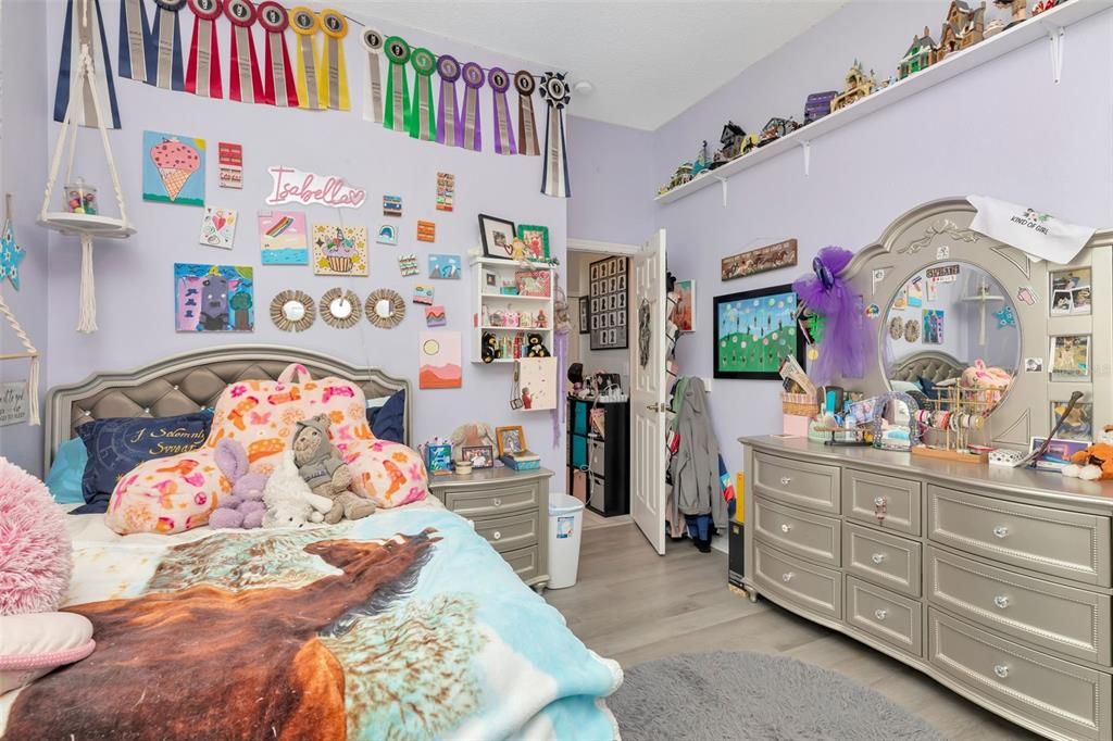 En Venta: $515,000 (5 camas, 3 baños, 2530 Pies cuadrados)