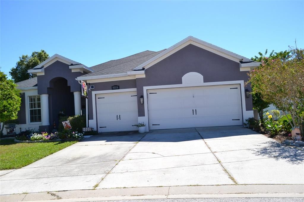 En Venta: $515,000 (5 camas, 3 baños, 2530 Pies cuadrados)