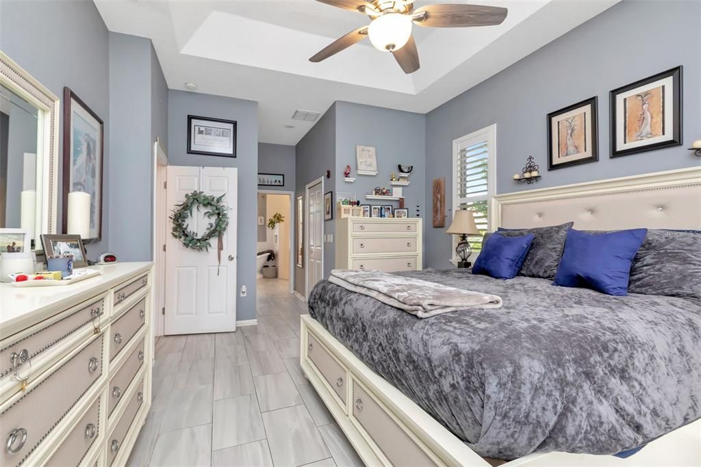 En Venta: $515,000 (5 camas, 3 baños, 2530 Pies cuadrados)