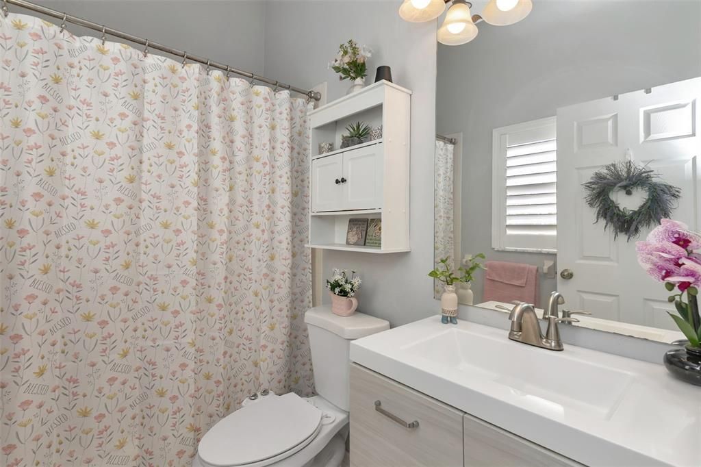 En Venta: $515,000 (5 camas, 3 baños, 2530 Pies cuadrados)