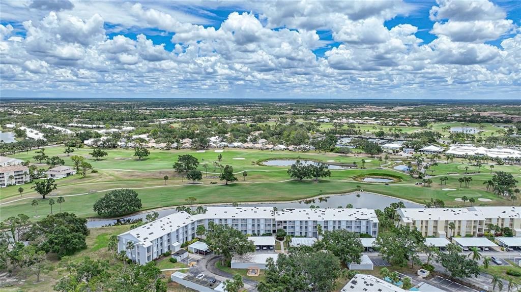 На продажу: $230,000 (2 спален, 2 ванн, 948 Квадратных фут)