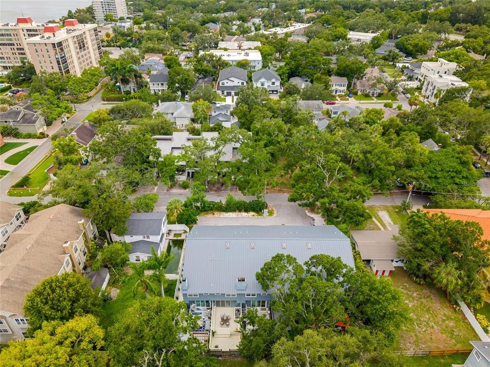 For Rent: $6,500 (3 beds, 3 baths, 2134 Square Feet)