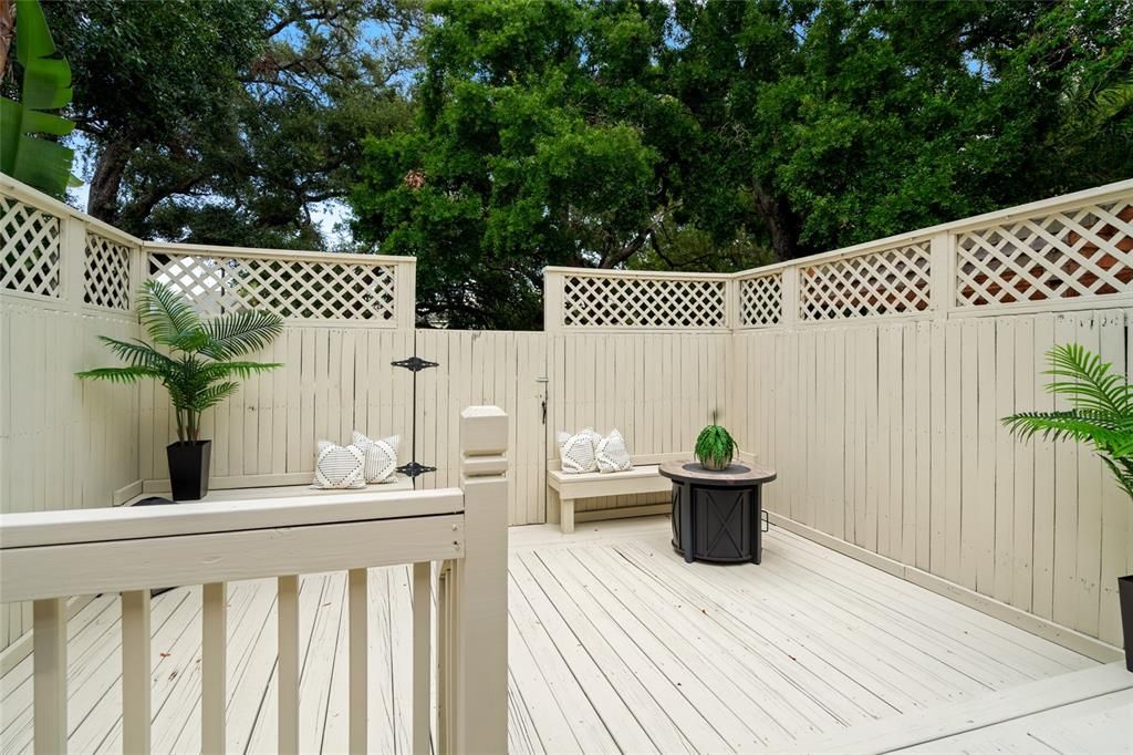 For Rent: $6,500 (3 beds, 3 baths, 2134 Square Feet)