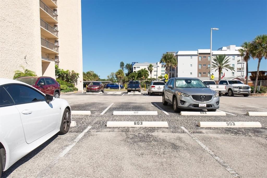 На продажу: $520,000 (1 спален, 1 ванн, 715 Квадратных фут)