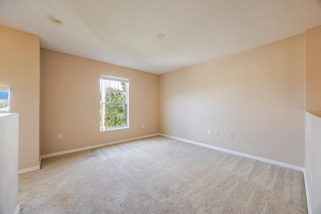 For Rent: $2,700 (4 beds, 2 baths, 2870 Square Feet)