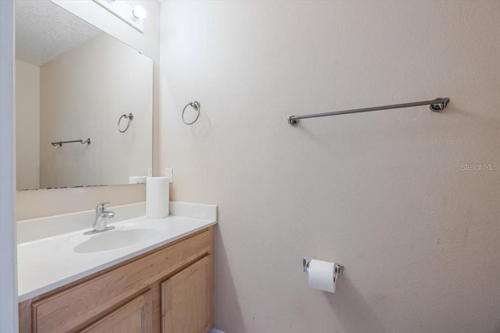 For Rent: $2,700 (4 beds, 2 baths, 2870 Square Feet)